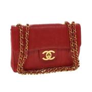 Tweedehands Rode Canvas Chanel Flap Tas Chanel Vintage , Red , Dames