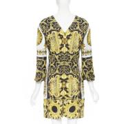 Pre-owned Viscose dresses Versace Pre-owned , Yellow , Dames