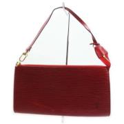 Tweedehands schoudertas Louis Vuitton Vintage , Red , Dames