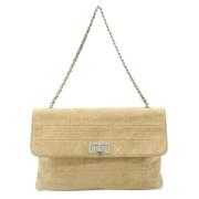 Pre-owned Suede chanel-bags Chanel Vintage , Beige , Dames