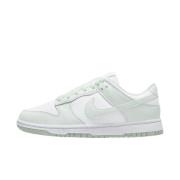 Barely Green Dunk Low Nike , Gray , Dames