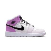 Jordan 1 Mid Le Sneakers Nike , Purple , Dames