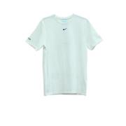 Premium Katoenen T-shirt met Swoosh Branding Nike , White , Dames