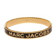 Stijlvolle Metalen Armband met Iconisch Logo Marc Jacobs , Black , Dam...
