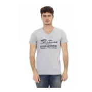 Stijlvolle Grijze V-Hals T-Shirt met Voorkant Print Trussardi , Gray ,...