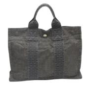 Pre-owned Canvas handbags Hermès Vintage , Gray , Dames