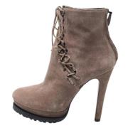 Pre-owned Suede boots Alaïa Pre-owned , Beige , Dames