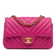 Pre-owned Leather shoulder-bags Chanel Vintage , Pink , Dames