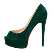 Pre-owned Suede heels Christian Louboutin Pre-owned , Green , Dames