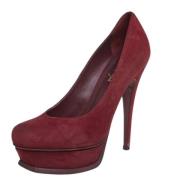 Pre-owned Suede heels Yves Saint Laurent Vintage , Red , Dames