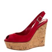 Pre-owned Suede sandals Gianvito Rossi Pre-owned , Red , Dames