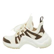 Pre-owned Coated canvas sneakers Louis Vuitton Vintage , White , Dames