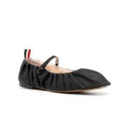 Zwarte Platte Schoenen Klassieke Stijl Thom Browne , Black , Dames