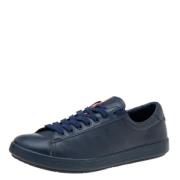 Pre-owned Leather sneakers Prada Vintage , Blue , Dames