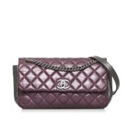Pre-owned Leather shoulder-bags Chanel Vintage , Purple , Dames