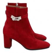 Pre-owned Suede boots Hermès Vintage , Red , Dames