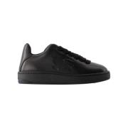 Pre-owned Leather sneakers Burberry Vintage , Black , Dames