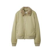 Licht Khaki Katoenen Bomberjack met Shearling Kraag Burberry , Green ,...