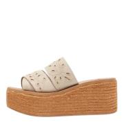 Pre-owned Canvas sandals Chloé Pre-owned , Beige , Dames