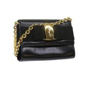 Pre-owned Leather shoulder-bags Salvatore Ferragamo Pre-owned , Black ...