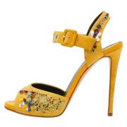 Pre-owned Suede sandals Giuseppe Zanotti Pre-owned , Yellow , Dames