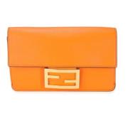 Pre-owned Leather clutches Fendi Vintage , Orange , Dames