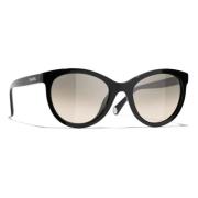 Iconische zonnebril met grijze gradient lenzen Chanel , Black , Unisex