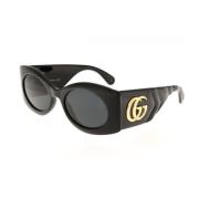 Stijlvolle zonnebril voor vrouwen Gucci , Black , Unisex