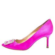 Pre-owned Satin heels Manolo Blahnik Pre-owned , Pink , Dames