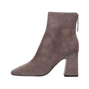 Grijze Suède Enkellaarzen Trendy Stijl Lola Cruz , Gray , Dames