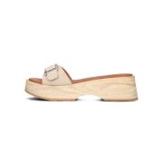 Beige Suède Slippers met Zilverkleurige Gespsluiting Shabbies , Beige ...