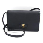 Pre-owned Leather shoulder-bags Salvatore Ferragamo Pre-owned , Blue ,...