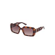 Stijlvolle zonnebril bruin verloop Havana frame Guess , Brown , Dames