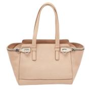 Pre-owned Leather totes Salvatore Ferragamo Pre-owned , Beige , Dames