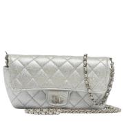 Pre-owned Leather chanel-bags Chanel Vintage , Gray , Dames