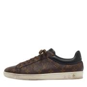 Pre-owned Coated canvas sneakers Louis Vuitton Vintage , Brown , Heren