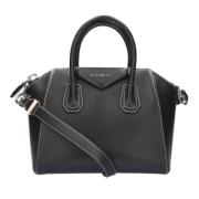 Pre-owned Leather handbags Givenchy Pre-owned , Black , Dames