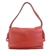 Pre-owned Leather shoulder-bags Loewe Pre-owned , Red , Dames