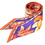 Pre-owned Silk scarves Hermès Vintage , Multicolor , Dames