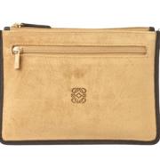 Pre-owned Fabric clutches Loewe Pre-owned , Beige , Dames