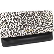 Pre-owned Leather clutches Yves Saint Laurent Vintage , Brown , Dames