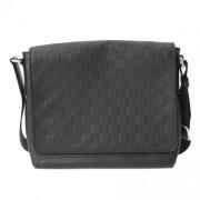 Pre-owned Fabric shoulder-bags Louis Vuitton Vintage , Black , Heren
