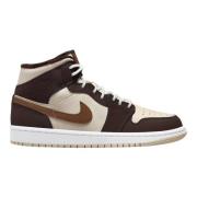 Beperkte Oplage Bruin Mocha Havermout Sneakers Nike , Brown , Dames