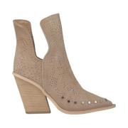 Studded enkellaars met scherpe neus Alma EN Pena , Beige , Dames