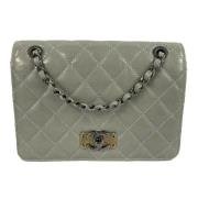 Pre-owned Leather crossbody-bags Chanel Vintage , Beige , Dames