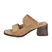 Suede Sandalen voor Vrouwen Moma , Brown , Dames