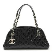 Pre-owned Canvas shoulder-bags Chanel Vintage , Black , Dames