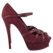 Pre-owned Suede heels Yves Saint Laurent Vintage , Red , Dames