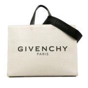 Pre-owned Leather shoulder-bags Givenchy Pre-owned , Beige , Dames