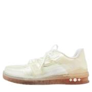 Pre-owned Fabric sneakers Louis Vuitton Vintage , Beige , Heren